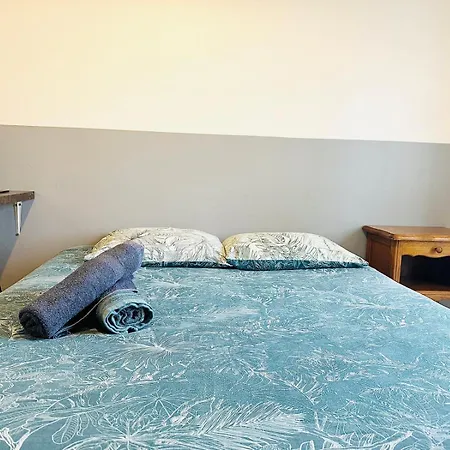 Ngoma Immobilier N45 Proche Gare Apartment *